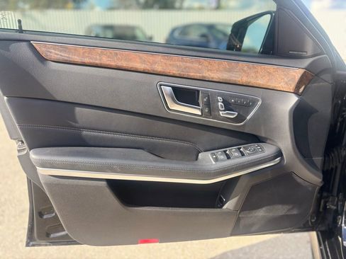 Used 2016 Mercedes-Benz E 350 E 350 image 9