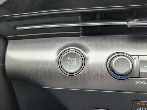 Used 2025 Hyundai Kona SEL image 26