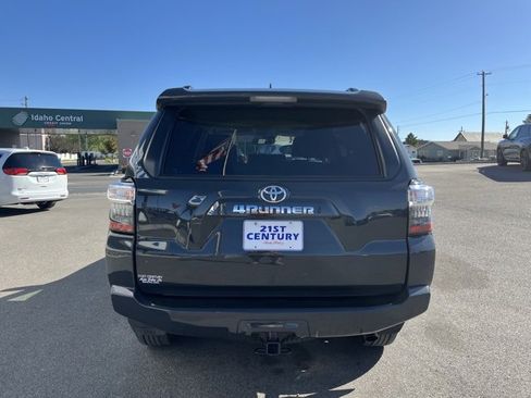 Used 2024 Toyota 4Runner SR5 Premium image 11
