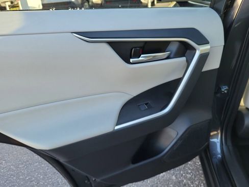 New 2025 Toyota RAV4 XLE Premium image 9