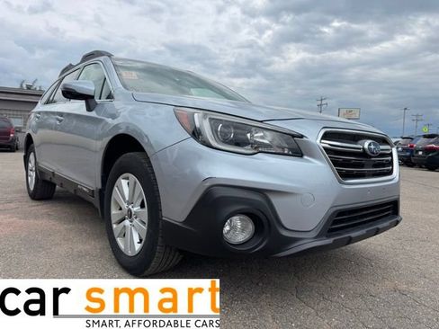 Used 2019 Subaru Outback 2.5i Premium w/ Popular Package #2 AWD/4WD image 1