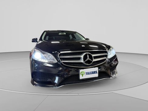 Used 2014 Mercedes-Benz E 350 4MATIC Sedan w/ Premium 1 Package image 38