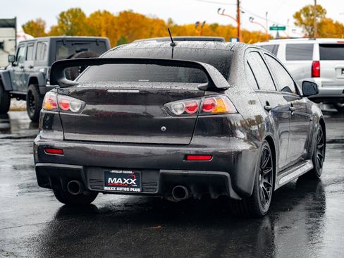 Used 2015 Mitsubishi Lancer Evolution GSR image 9