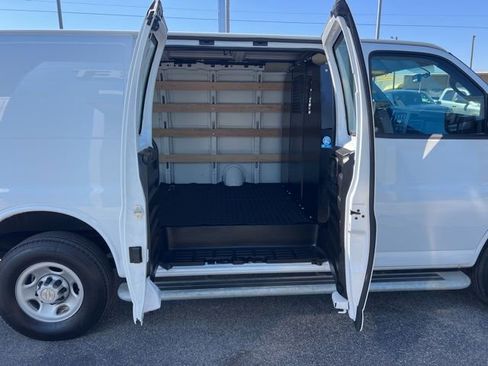 Used 2024 Chevrolet Express 2500 w/ Driver Convenience Package image 31