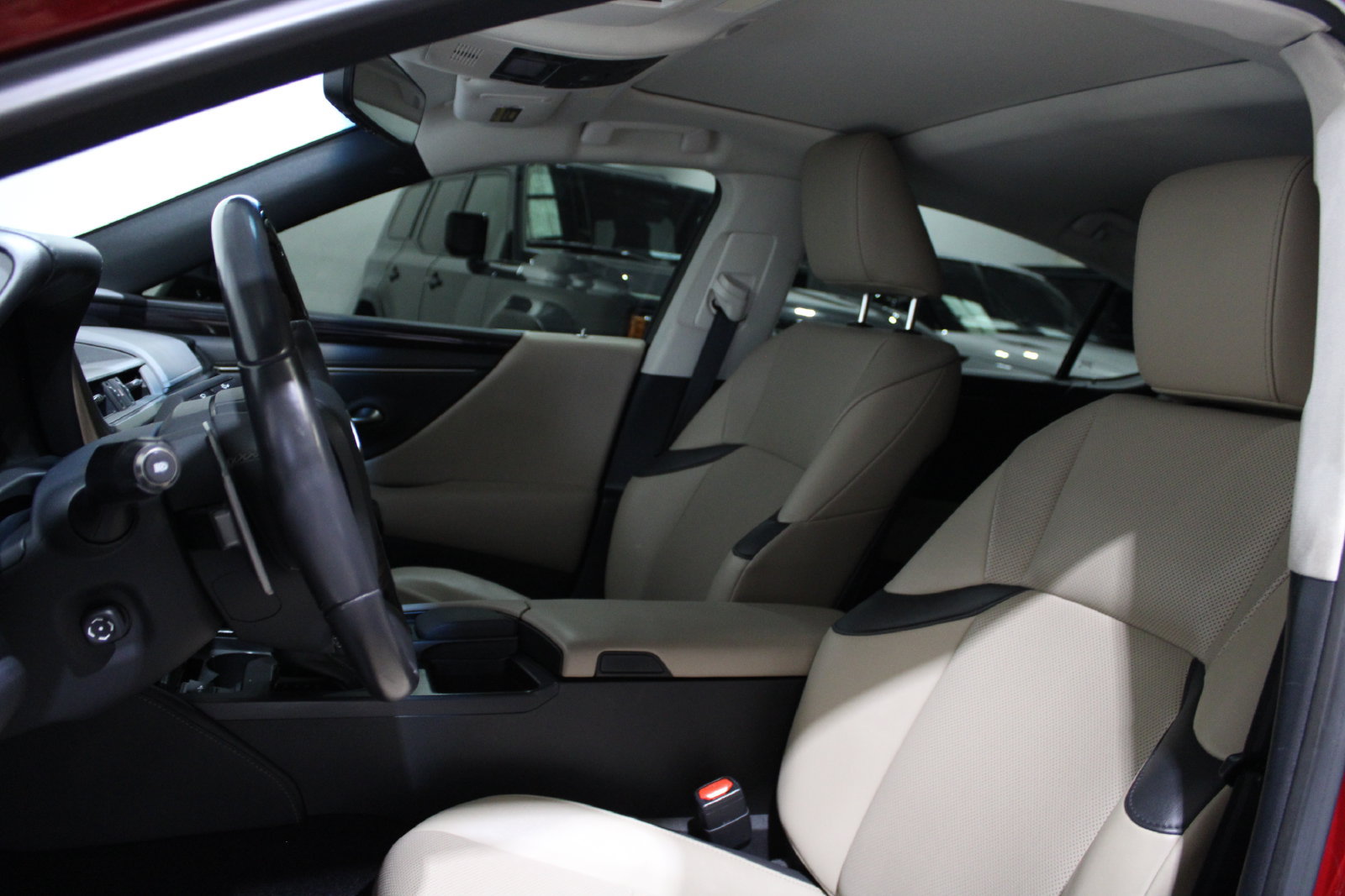 Used 2020 Lexus ES 300h w/ Premium Package FWD image 25