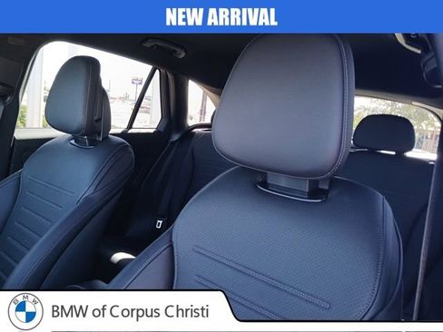 Used 2025 Mercedes-Benz GLC 350e GLC 350e 4MATIC image 29