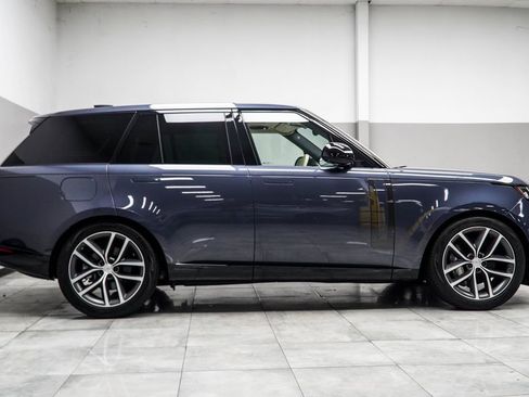 Used 2024 Land Rover Range Rover SE AWD/4WD image 7