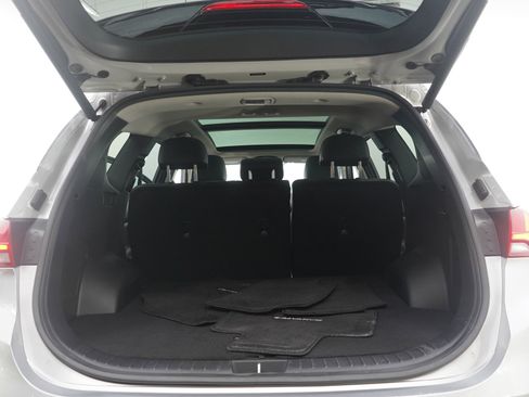 Used 2023 Hyundai Santa Fe SEL Premium image 17