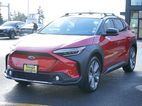 Used 2024 Subaru Solterra Touring image 7