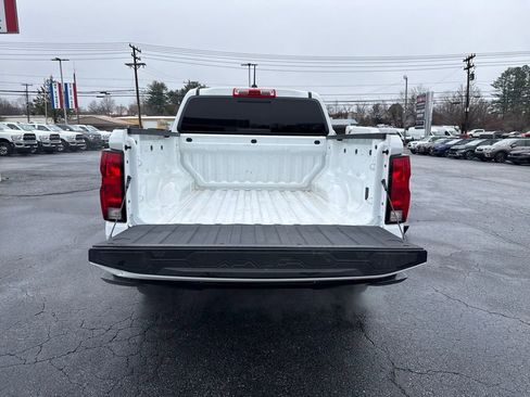 Used 2025 Chevrolet Colorado W/T image 23