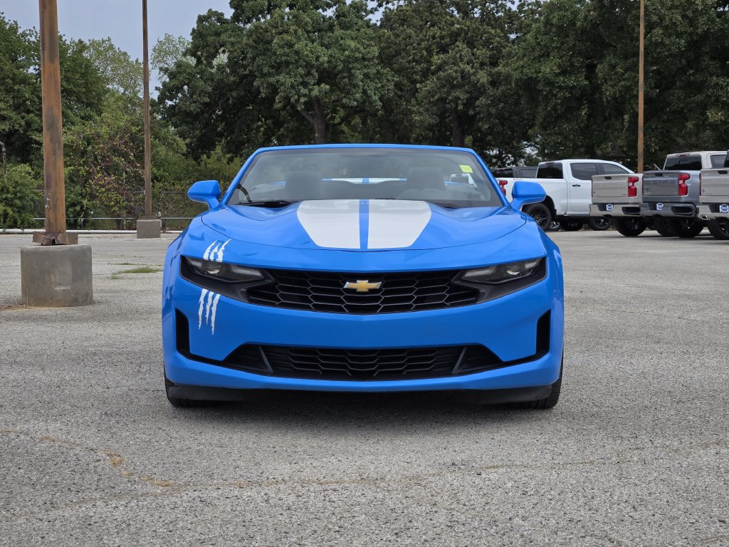 Used 2022 Chevrolet Camaro LT w/ Technology Package RWD image 2