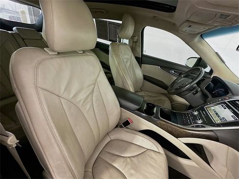 Used 2016 Lincoln MKX Select w/ Select Plus Package image 27