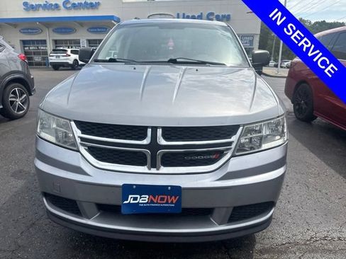 Used 2016 Dodge Journey SE w/ Flexible Seating Group FWD image 2
