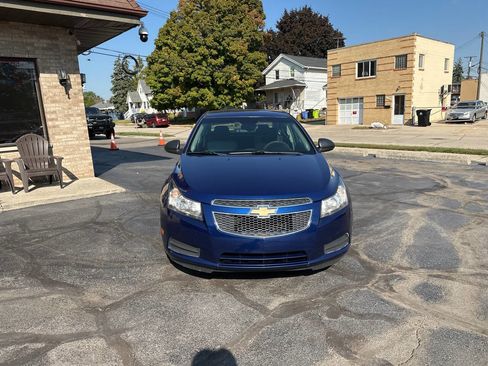 Used 2012 Chevrolet Cruze LS w/ Connectivity Package image 3