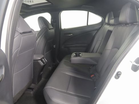 Used 2020 Lexus UX 250h F Sport image 49