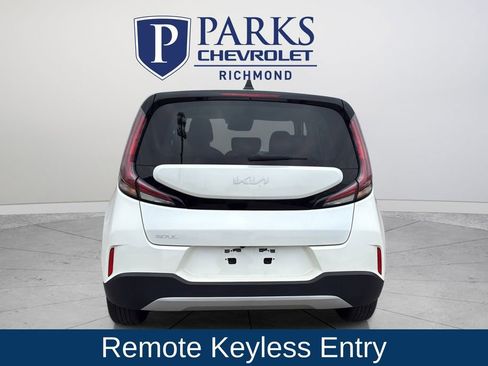 Used 2024 Kia Soul LX w/ Option Group 015 image 6