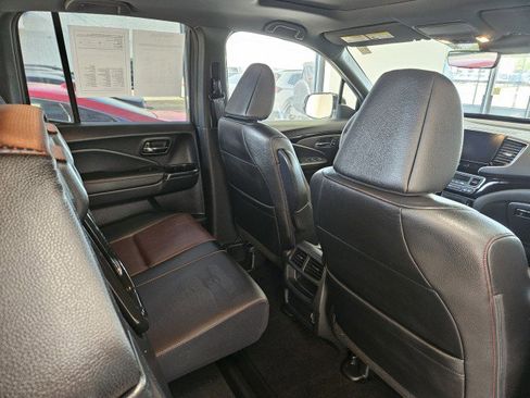 Used 2023 Honda Ridgeline Black Edition image 15
