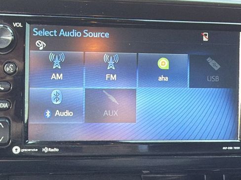 Used 2018 Toyota C-HR XLE image 13