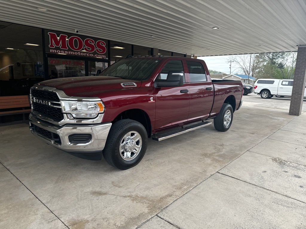 Used 2024 RAM 3500 Tradesman w/ Chrome Appearance Group AWD/4WD image 1