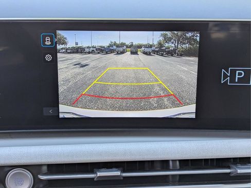 Certified 2025 Hyundai Tucson SEL AWD/4WD image 28