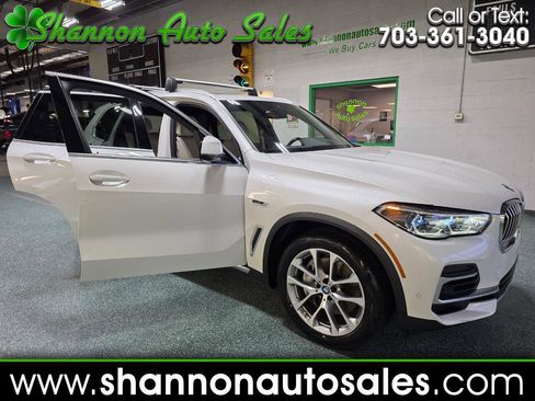 Used 2022 BMW X5 xDrive45e w/ Executive Package image 1