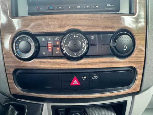 Used 2017 Mercedes-Benz Sprinter 3500 image 44