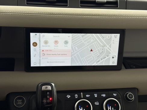 Used 2023 Land Rover Defender 110 S image 20