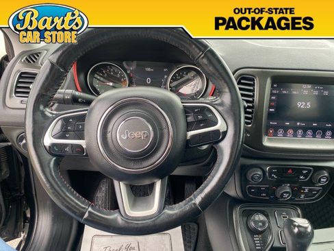 Used 2018 Jeep Compass Trailhawk w/ Leather Interior Group AWD/4WD image 29