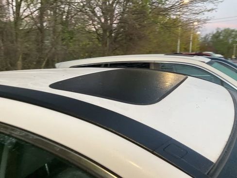 Used 2011 Honda CR-V EX-L image 3