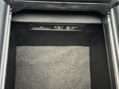 Used 2021 Mercedes-Benz G 550 image 35