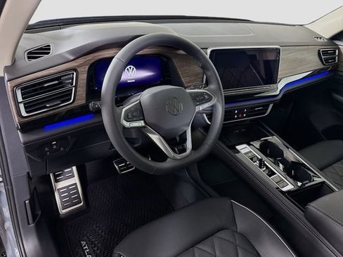 New 2026 Volkswagen Atlas SEL Premium R-Line AWD/4WD image 9