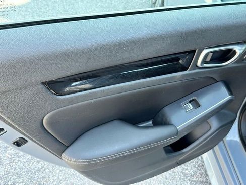 Used 2024 Honda Civic Touring image 21