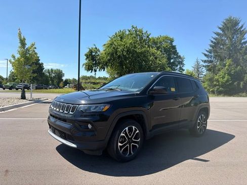 Used 2024 Jeep Compass Limited AWD/4WD image 1