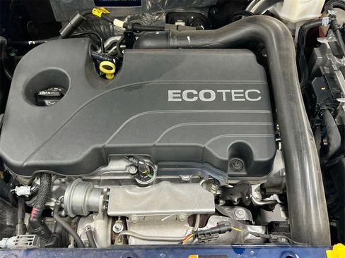 Used 2022 Chevrolet Equinox RS w/ RS Leather Package image 25