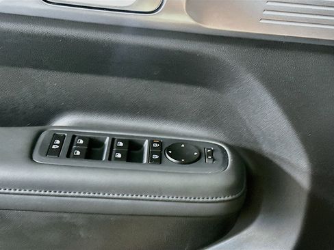 Used 2026 Hyundai Santa Fe SEL FWD image 15