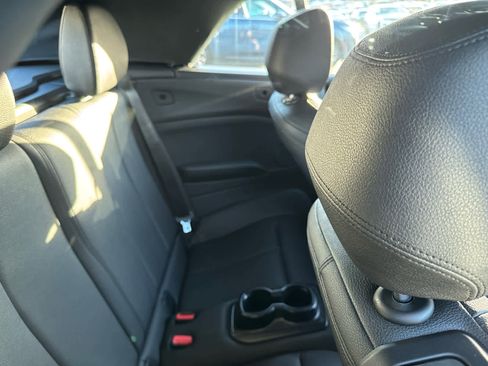 Used 2018 BMW M240i xDrive Convertible image 9