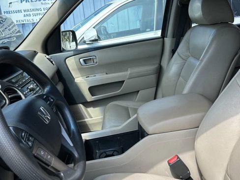 Used 2014 Honda Pilot LX image 11