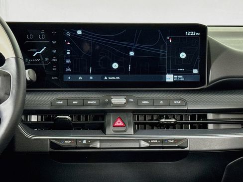 Used 2026 Kia K4 GT-Line w/ GT-Line Premium Package FWD image 13