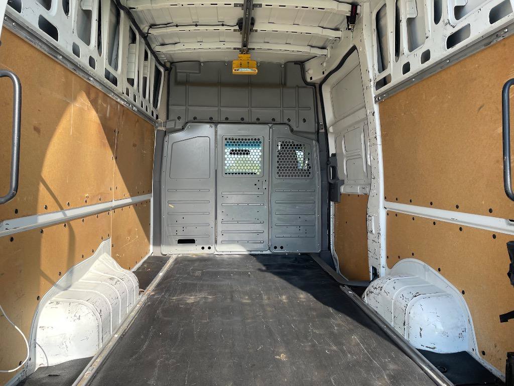 Used 2012 Nissan NV 2500 SV RWD image 11