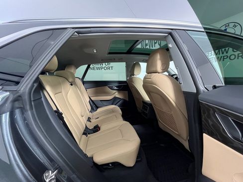 Used 2023 Audi Q8 Premium Plus image 19