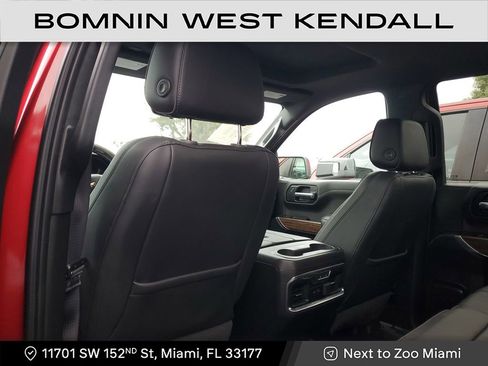 Used 2019 Chevrolet Silverado 1500 High Country w/ Technology Package image 9