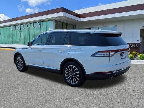 Used 2023 Lincoln Aviator Reserve w/ Equipment Group 201A RWD image 6