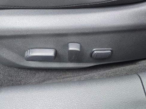 Used 2024 Nissan Sentra SR w/ SR Premium Package image 26