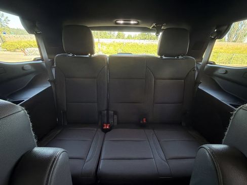 Certified 2022 Chevrolet Tahoe LT w/ LT Signature Plus Package AWD/4WD image 37