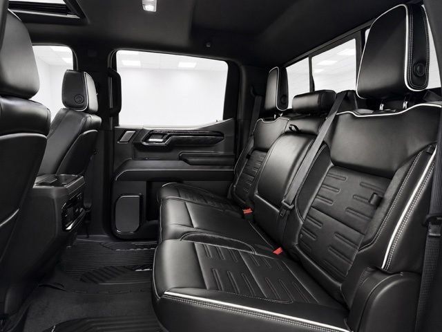 Used 2023 GMC Sierra 1500 AT4X w/ AT4X AEV Edition AWD/4WD image 31