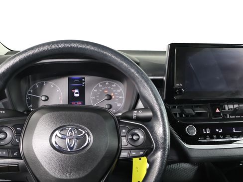 Used 2024 Toyota Corolla LE image 16