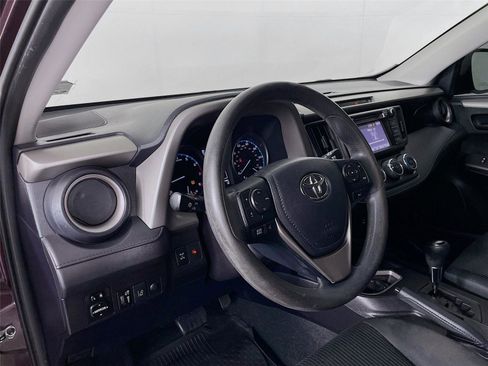 Used 2017 Toyota RAV4 LE image 13