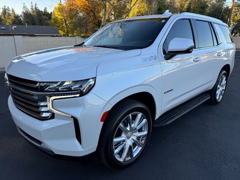 Used 2021 Chevrolet Tahoe High Country image 2