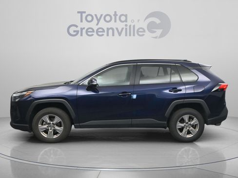 Used 2025 Toyota RAV4 XLE image 5