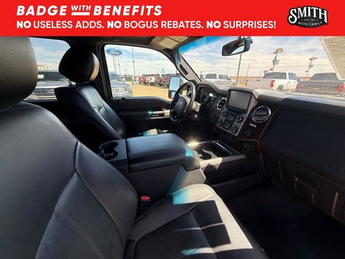 Used 2015 Ford F250 Lariat w/ Lariat Ultimate Package image 11